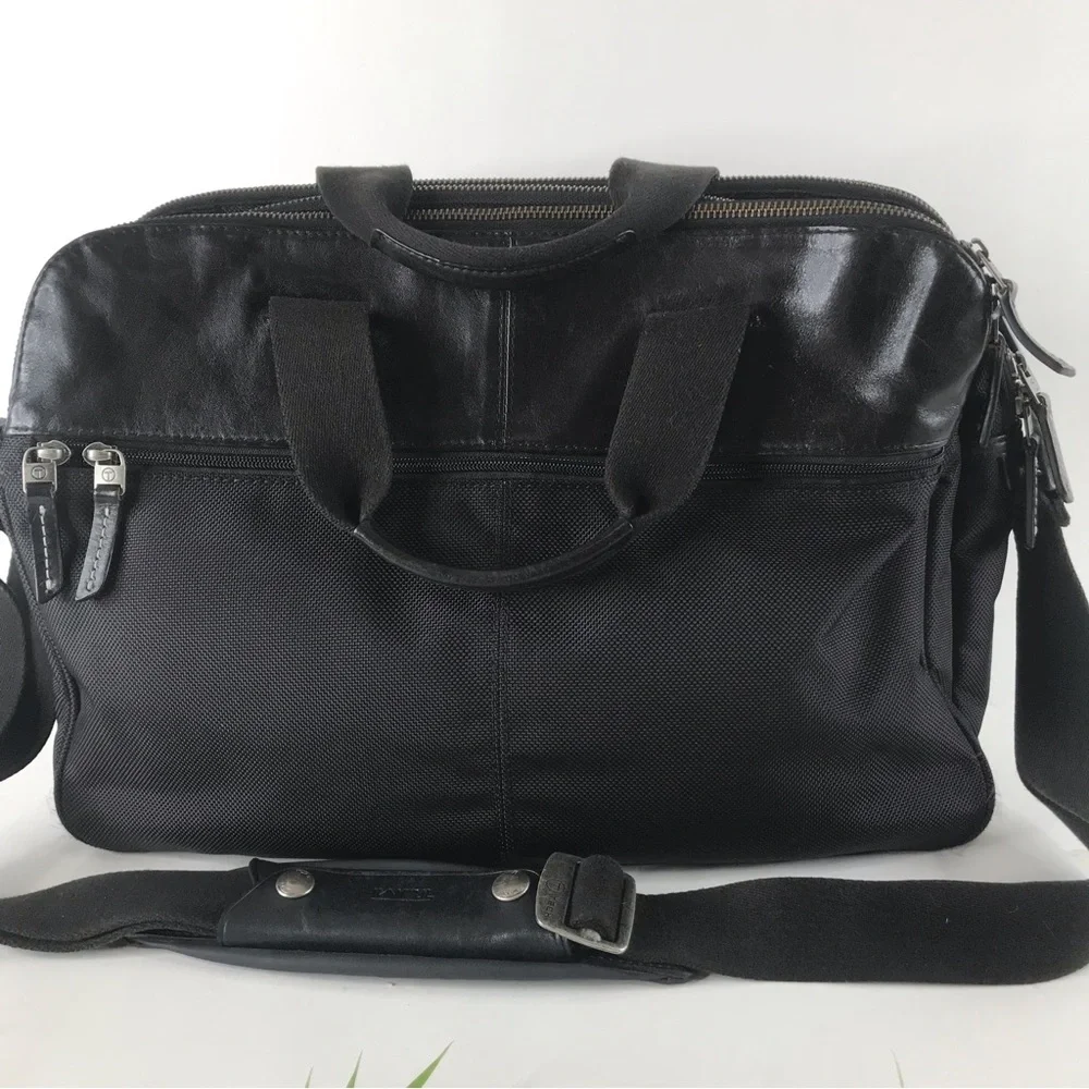 TUMI BLACK LEATHER NYLON BRIEF CASE LAPTOP COMPUTER MESSENGER CROSSBODY BAG